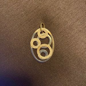 14 k gold pendant